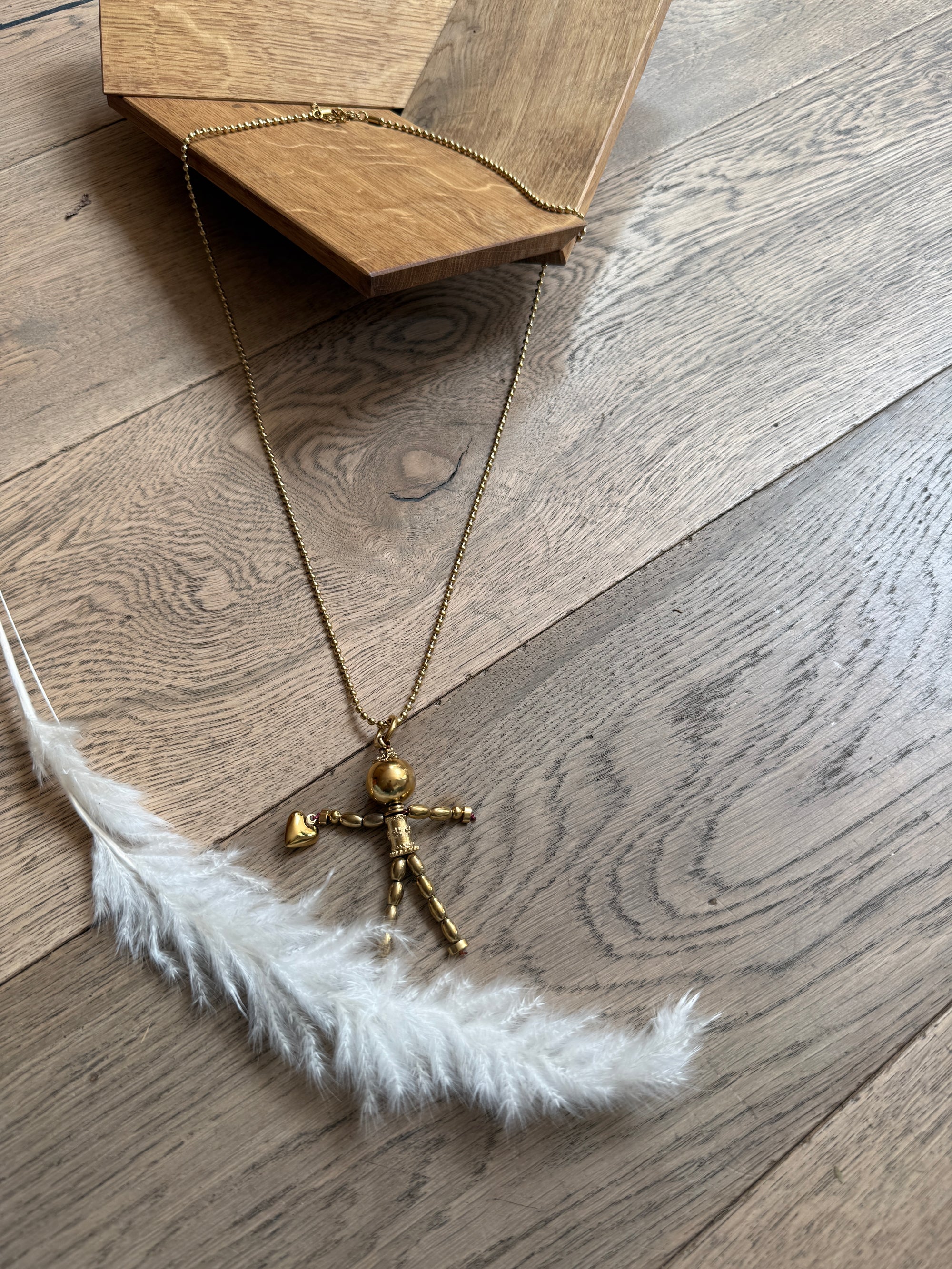 Collier Man